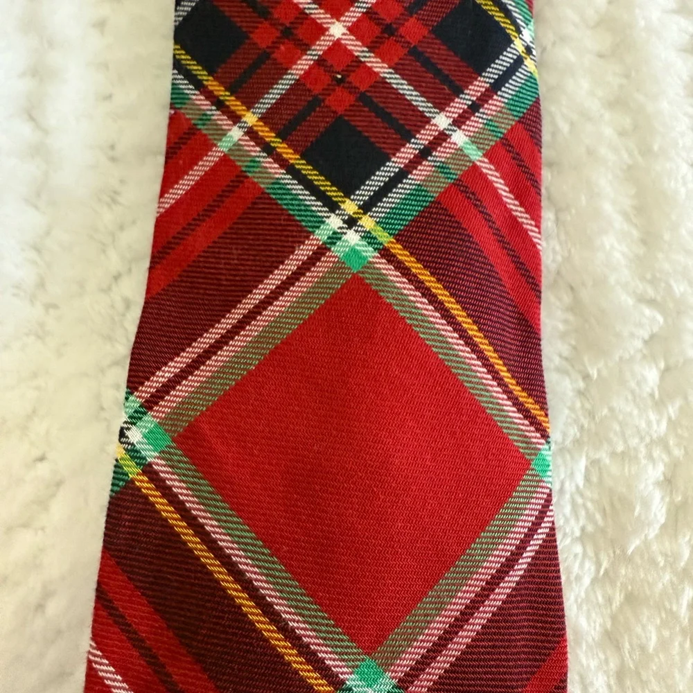 Children’s Place Boys Neck Tie Christmas Plaid Tartan NWT Size 8-14